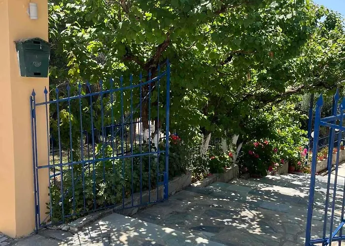 Aparthotel Sotiria 3*